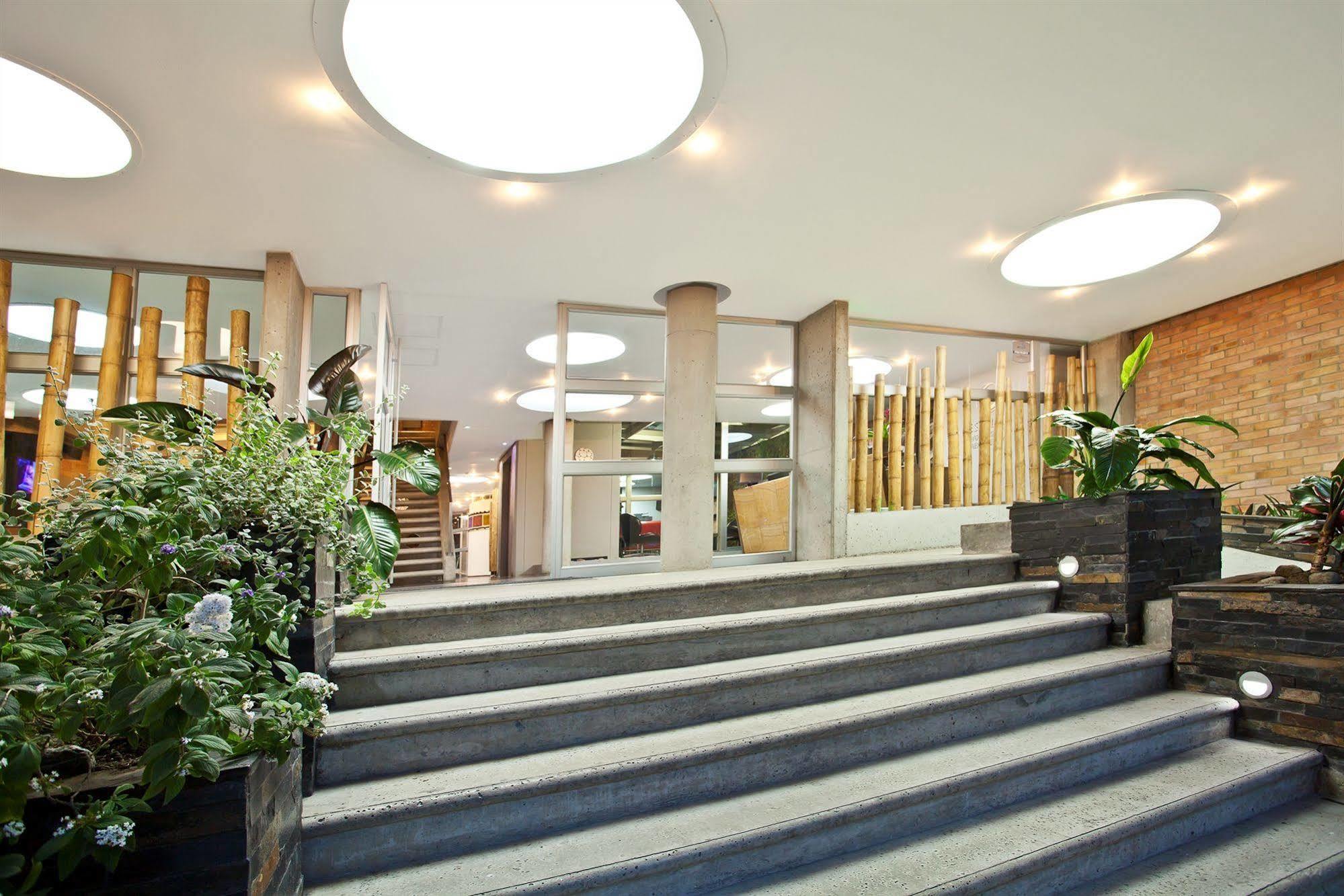 Estelar Apartamentos Aeropuerto Bogotá Esterno foto